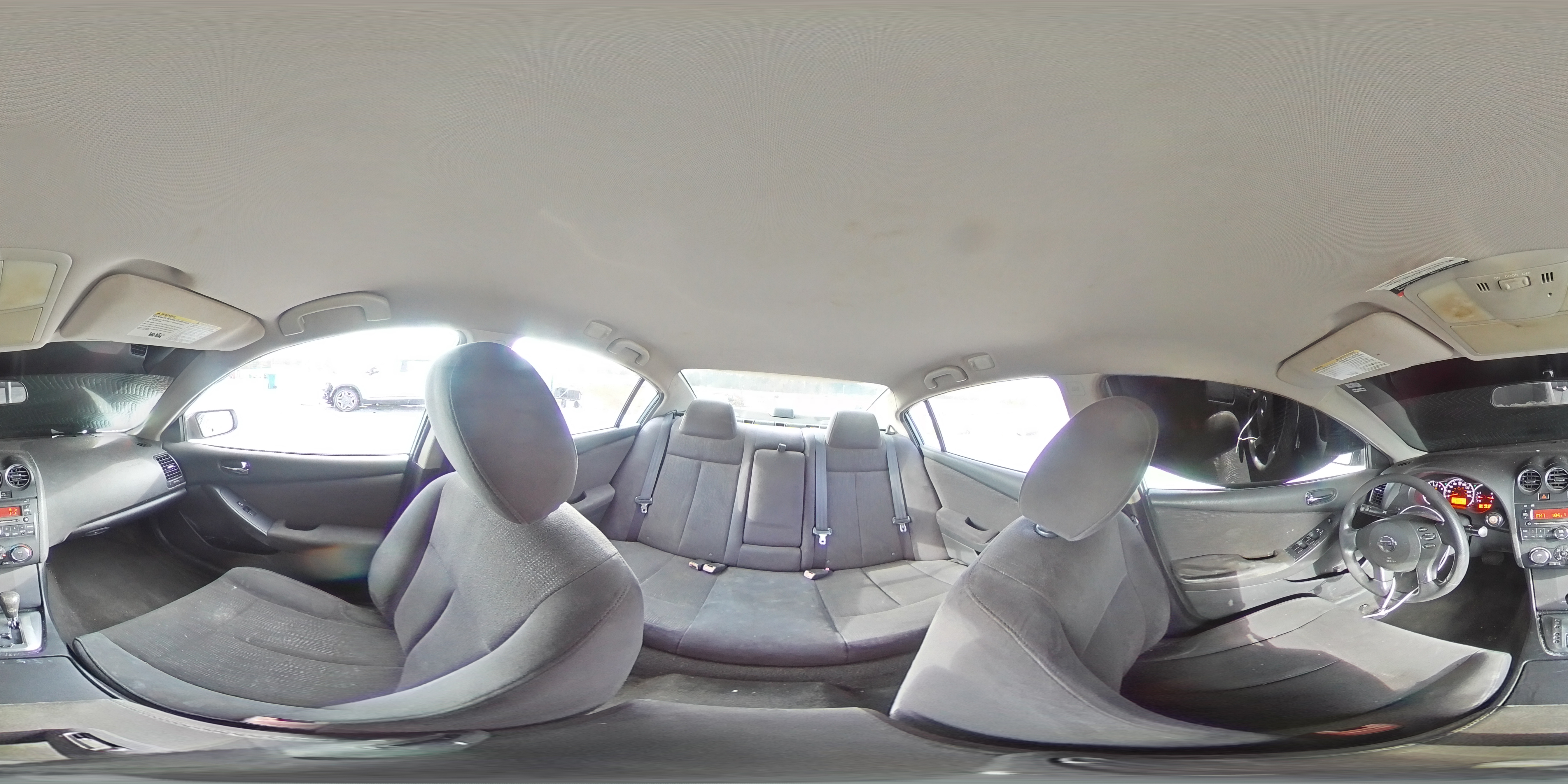 2011 Nissan Altima - Image 13