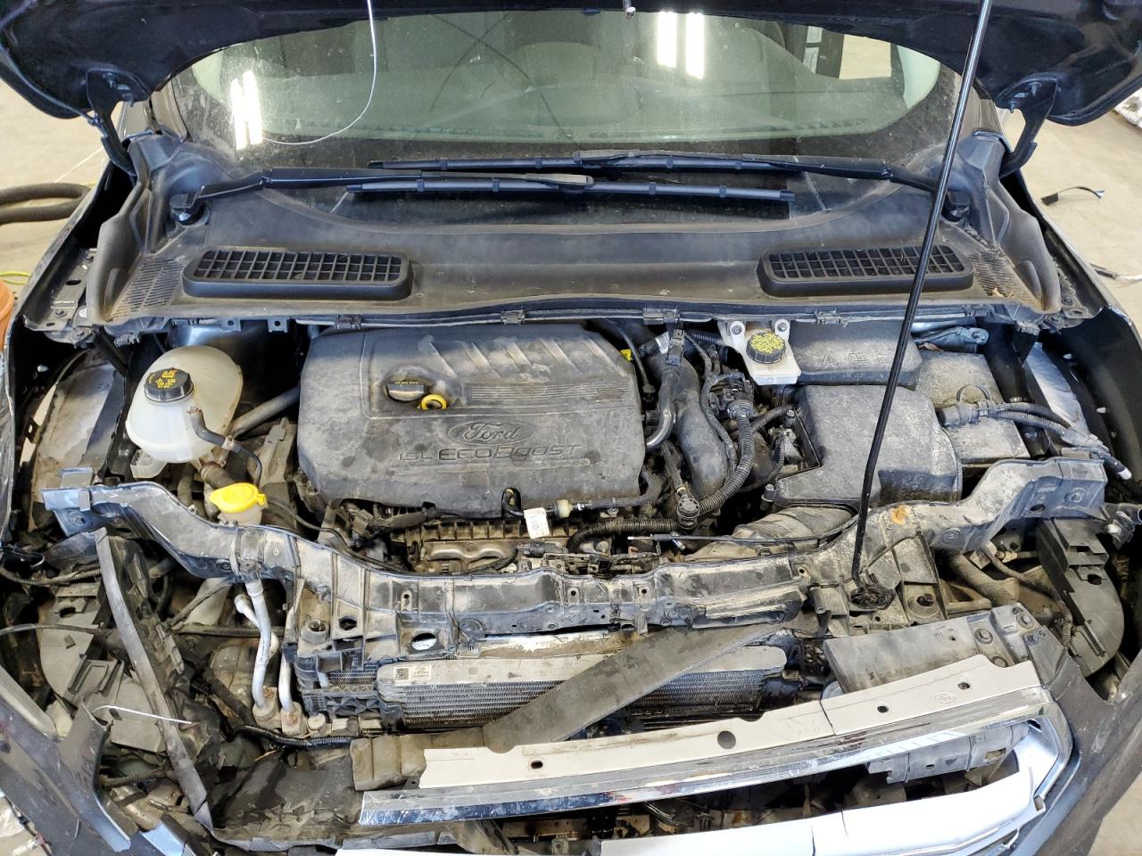 1FMCU0GDXJUC82096 FORD ESCAPE 2018