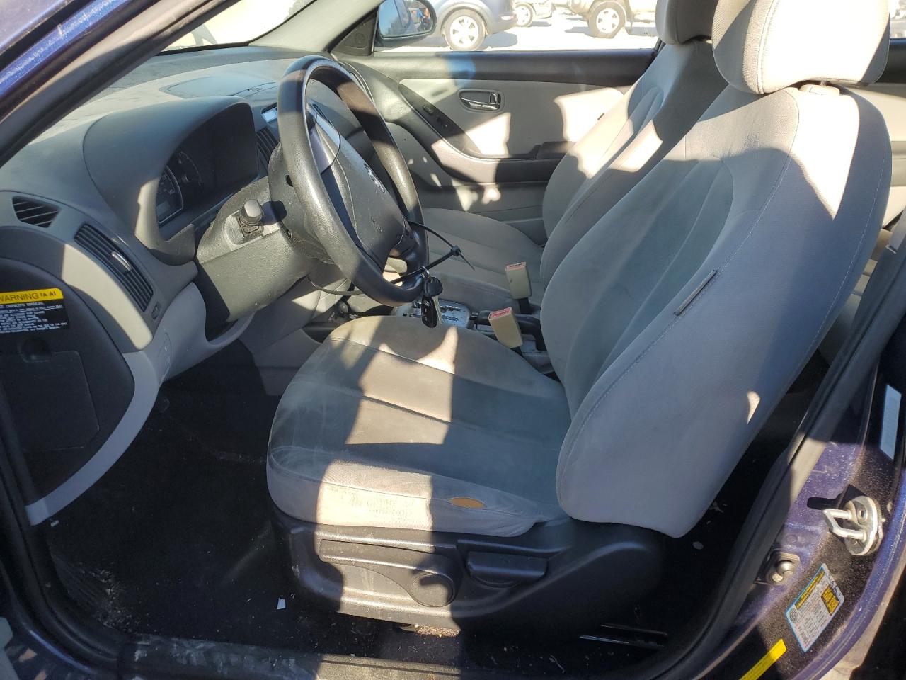 2010 Hyundai Elantra - Image 7
