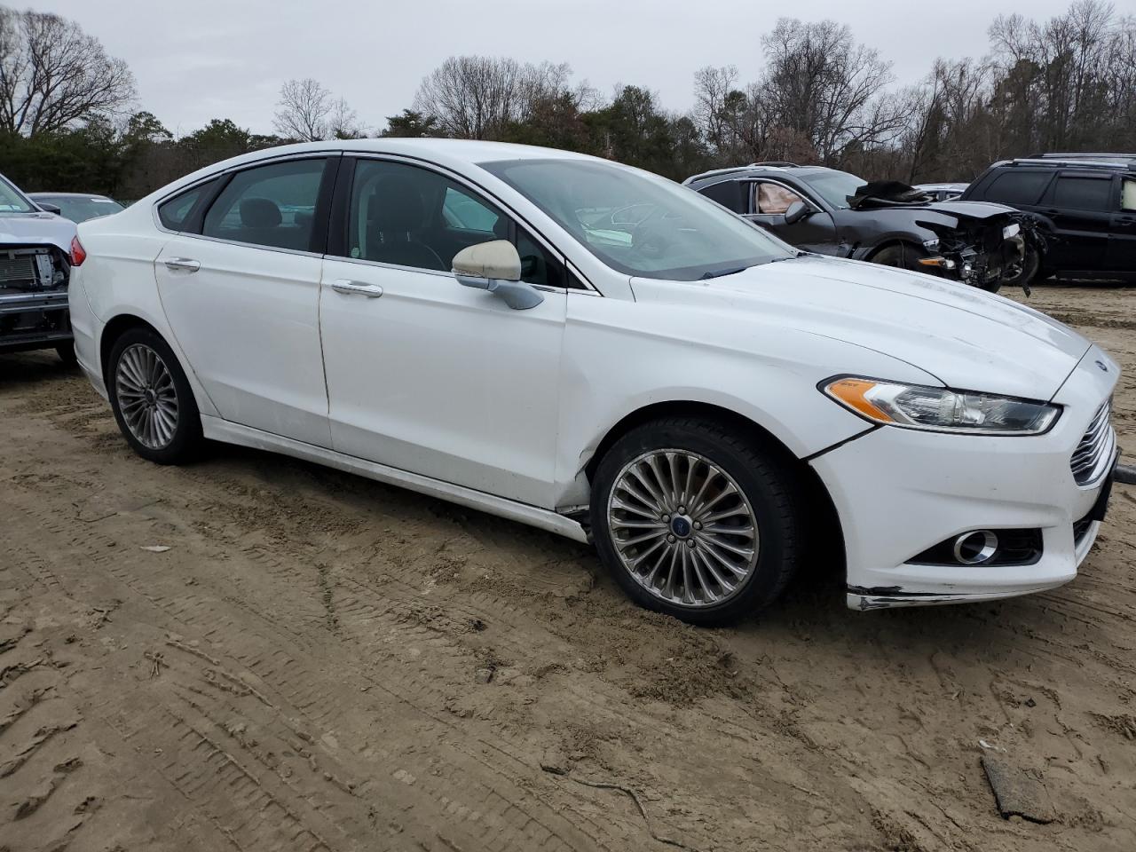 VIN 3FA6P0K94GR216774 2016 FORD FUSION no.4