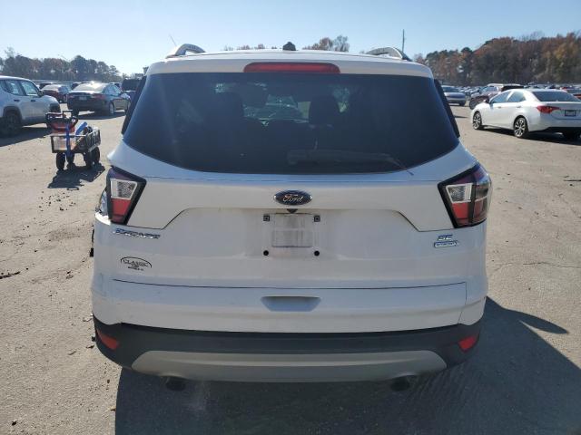  FORD ESCAPE 2017 Biały