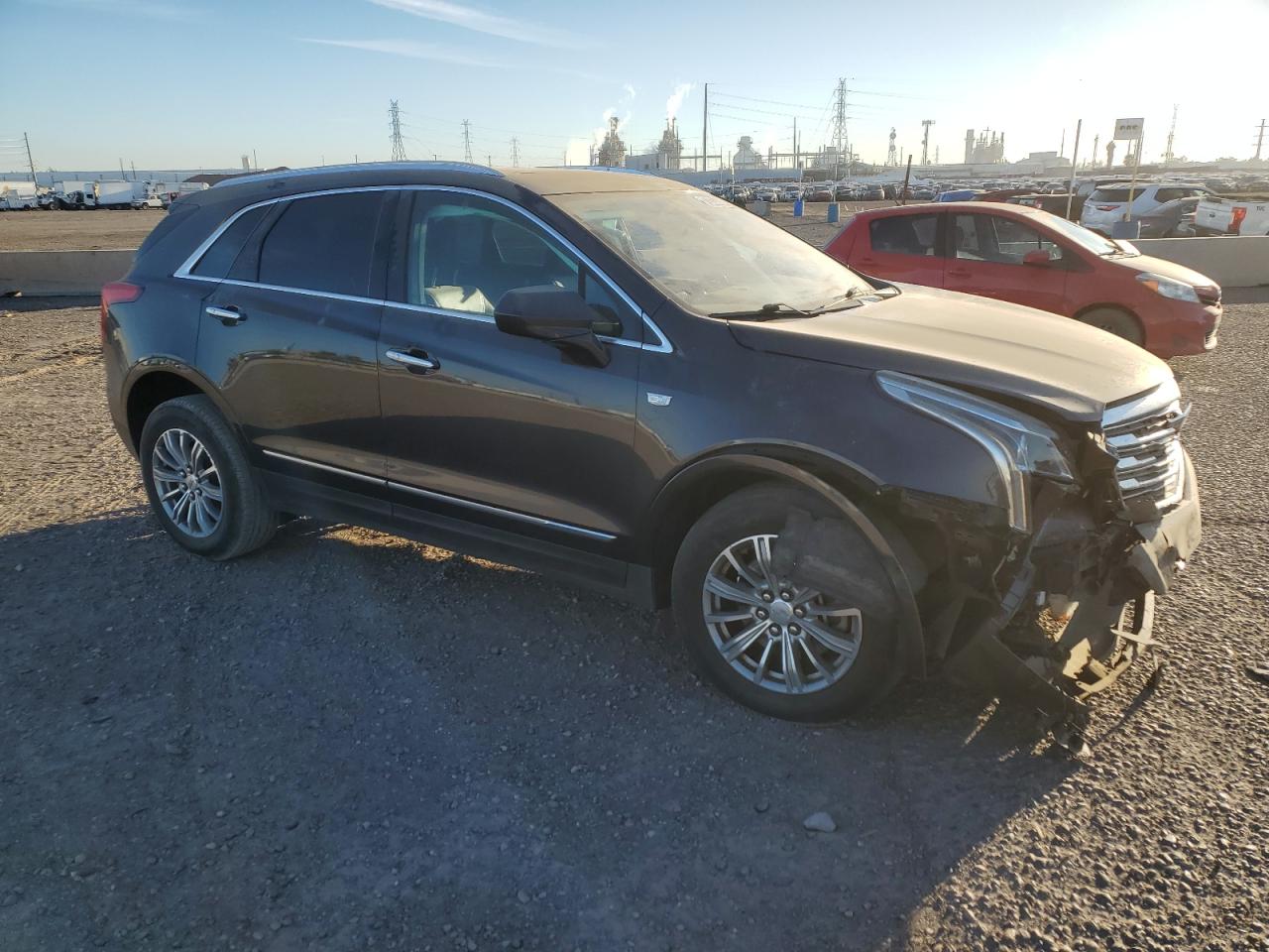 VIN 1GYKNBRS2HZ208361 2017 CADILLAC XT5 no.4