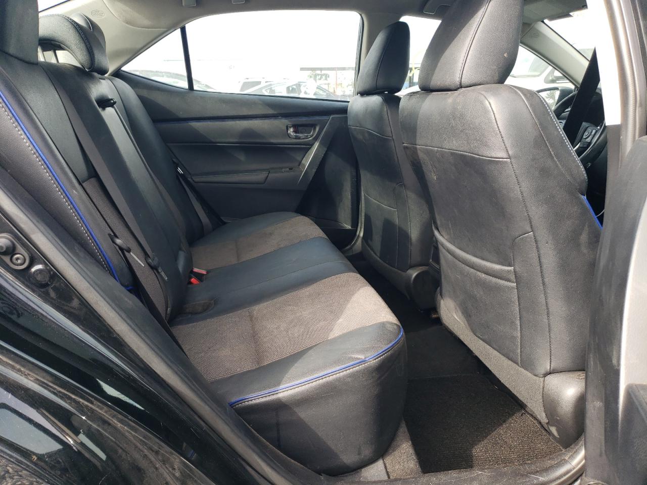 2018 Toyota Corolla - Image 10