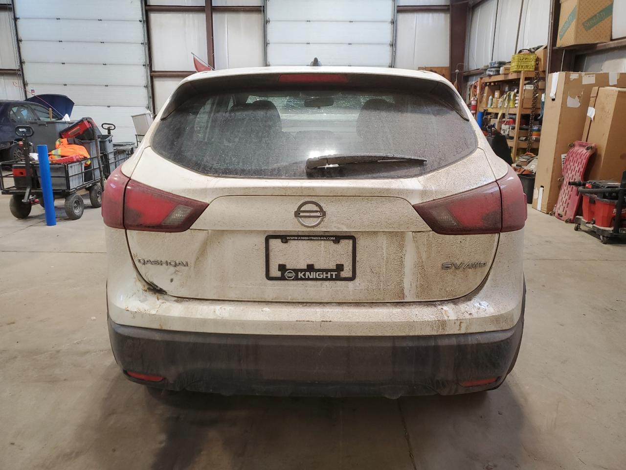 JN1BJ1CR3JW281380 NISSAN QASHQAI SV 2018