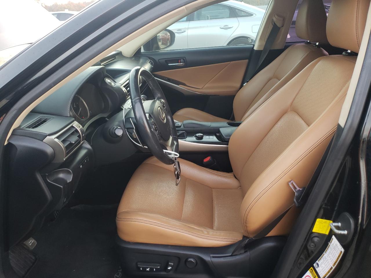 2014 Lexus IS - Image 7
