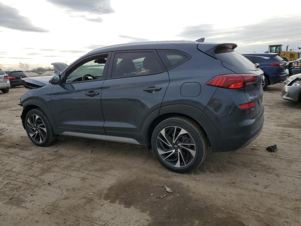 2021 Hyundai Tucson - Image 2