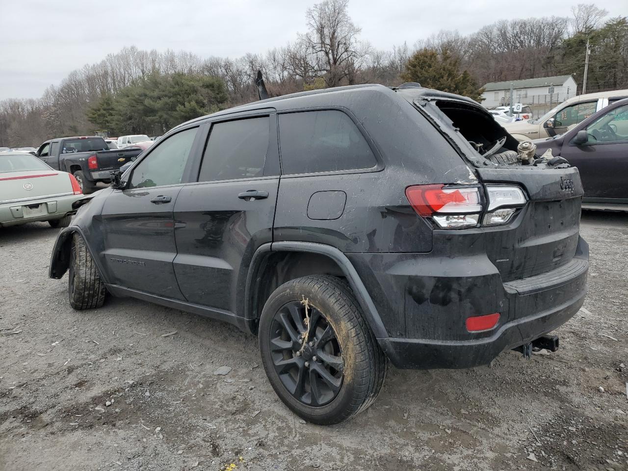 2020 Jeep Grand Cherokee - Image 2