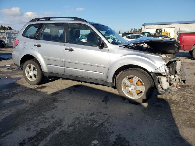  SUBARU FORESTER 2012 Silver