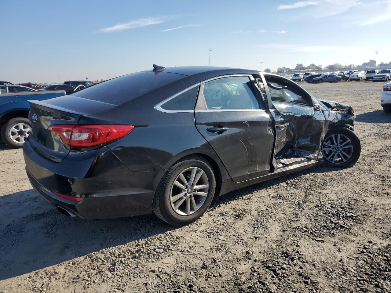 2015 Hyundai Sonata - Image 3