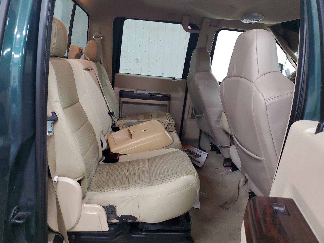 2008 Ford F350 - Image 10