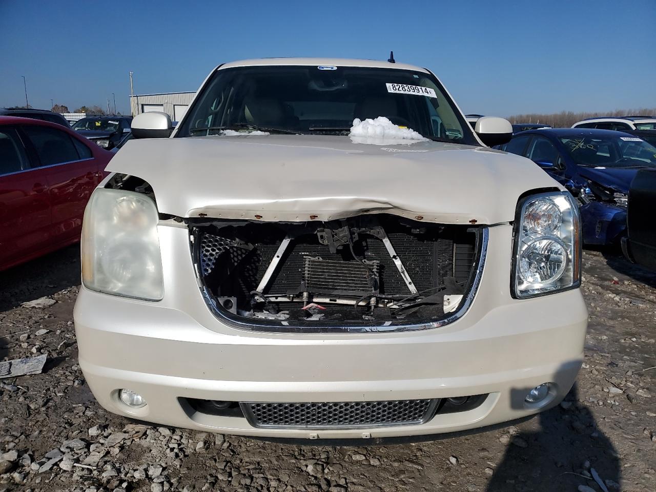 2011 GMC Yukon - Image 5