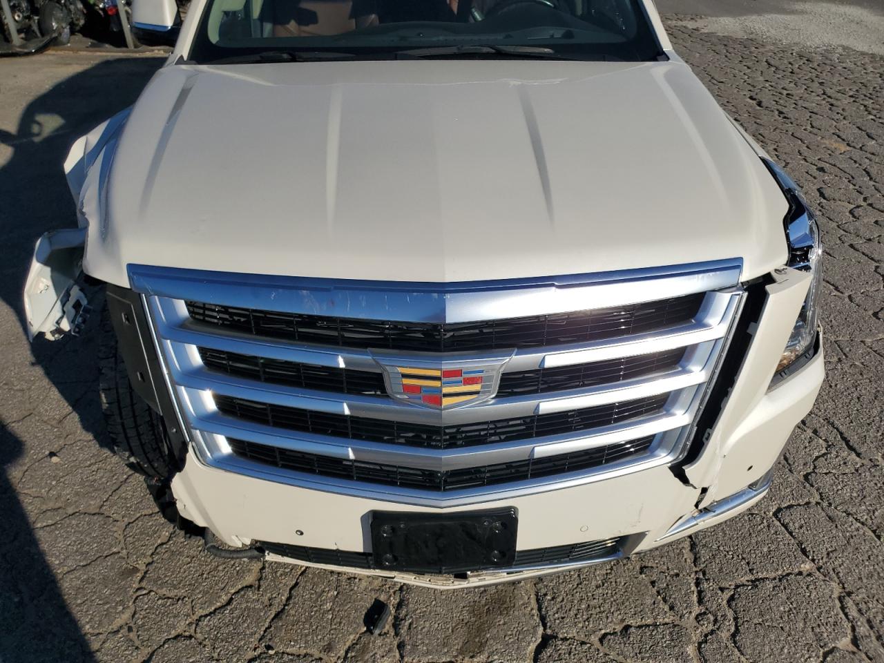 2015 Cadillac Escalade - Image 12