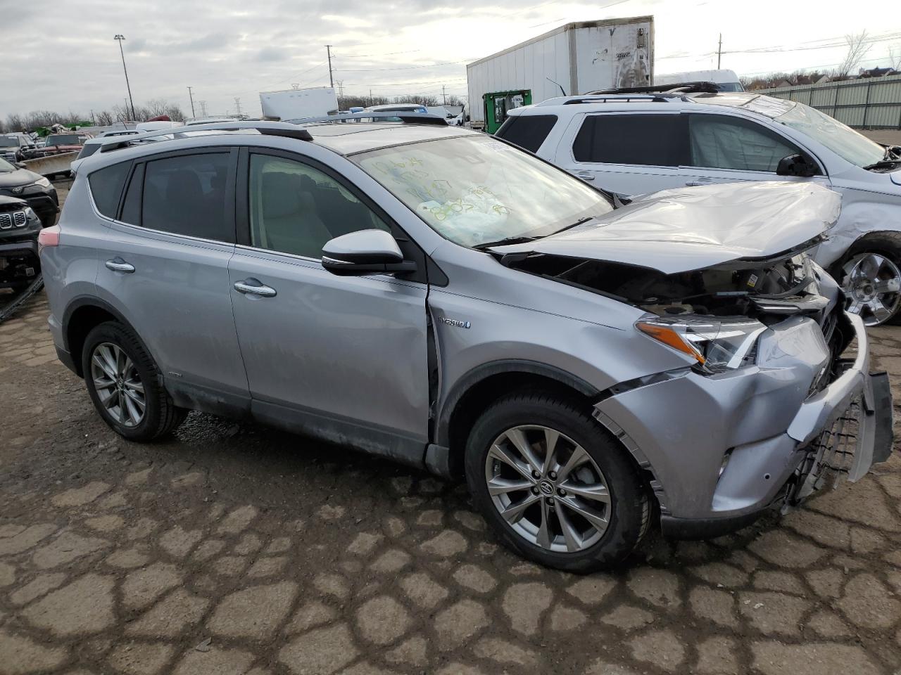 JTMDJREV2JD248803 TOYOTA RAV4 2018