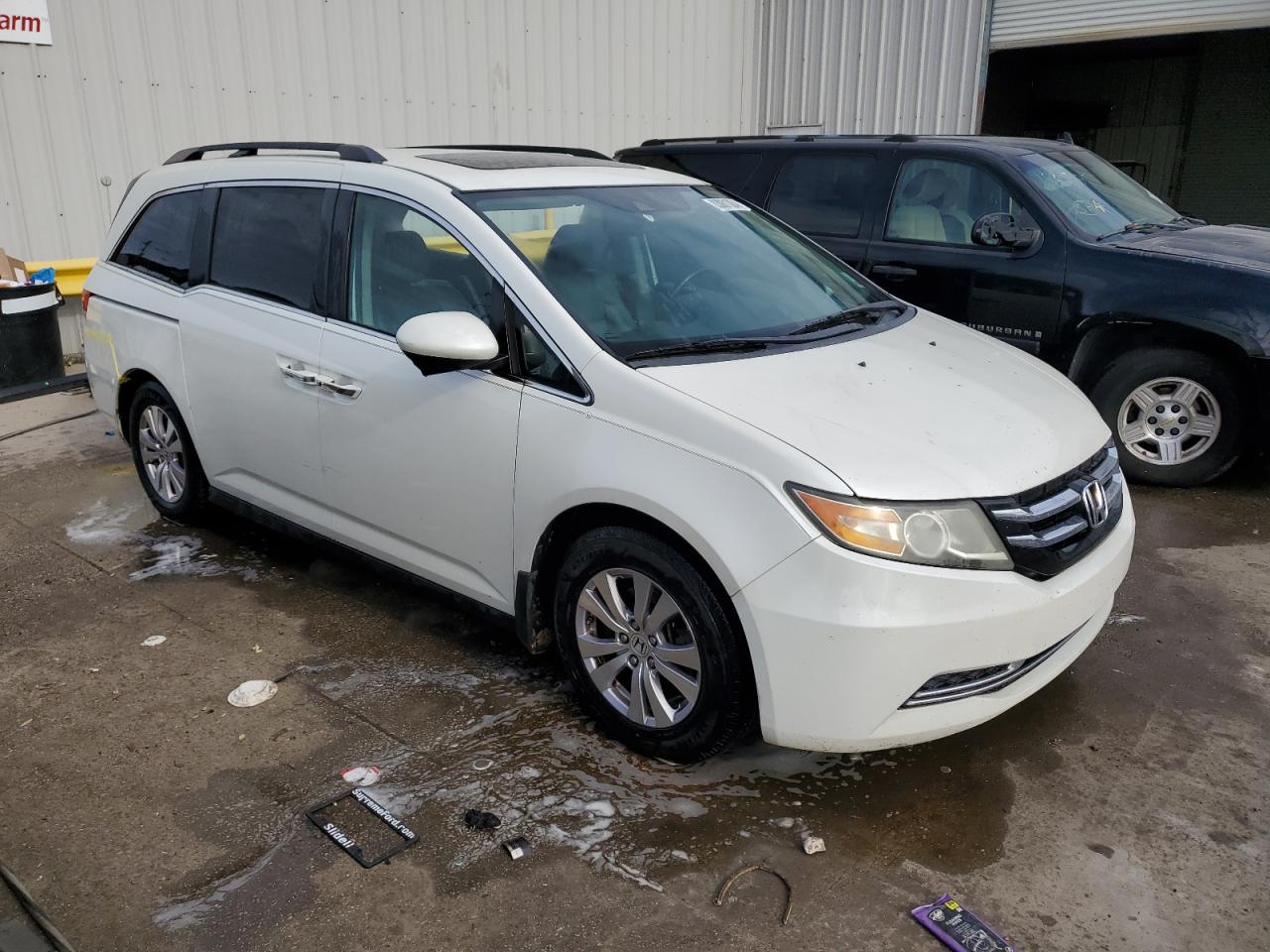 2014 Honda Odyssey - Image 4