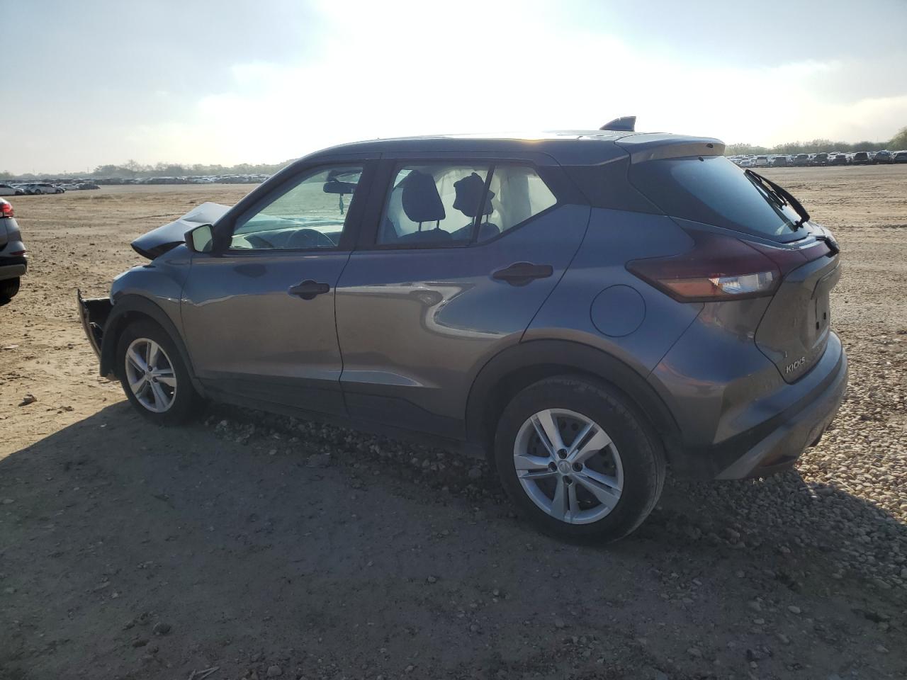 2024 Nissan Kicks - Image 2