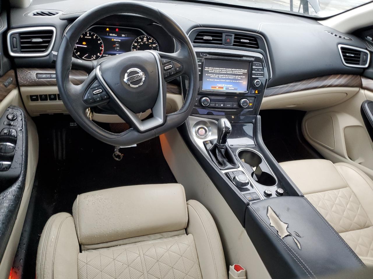 2017 Nissan Maxima - Image 8