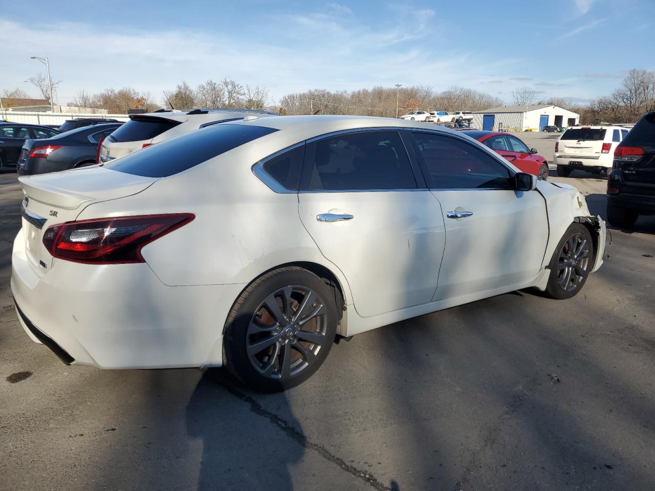 VIN 1N4AL3AP2JC219122 2018 NISSAN ALTIMA no.3