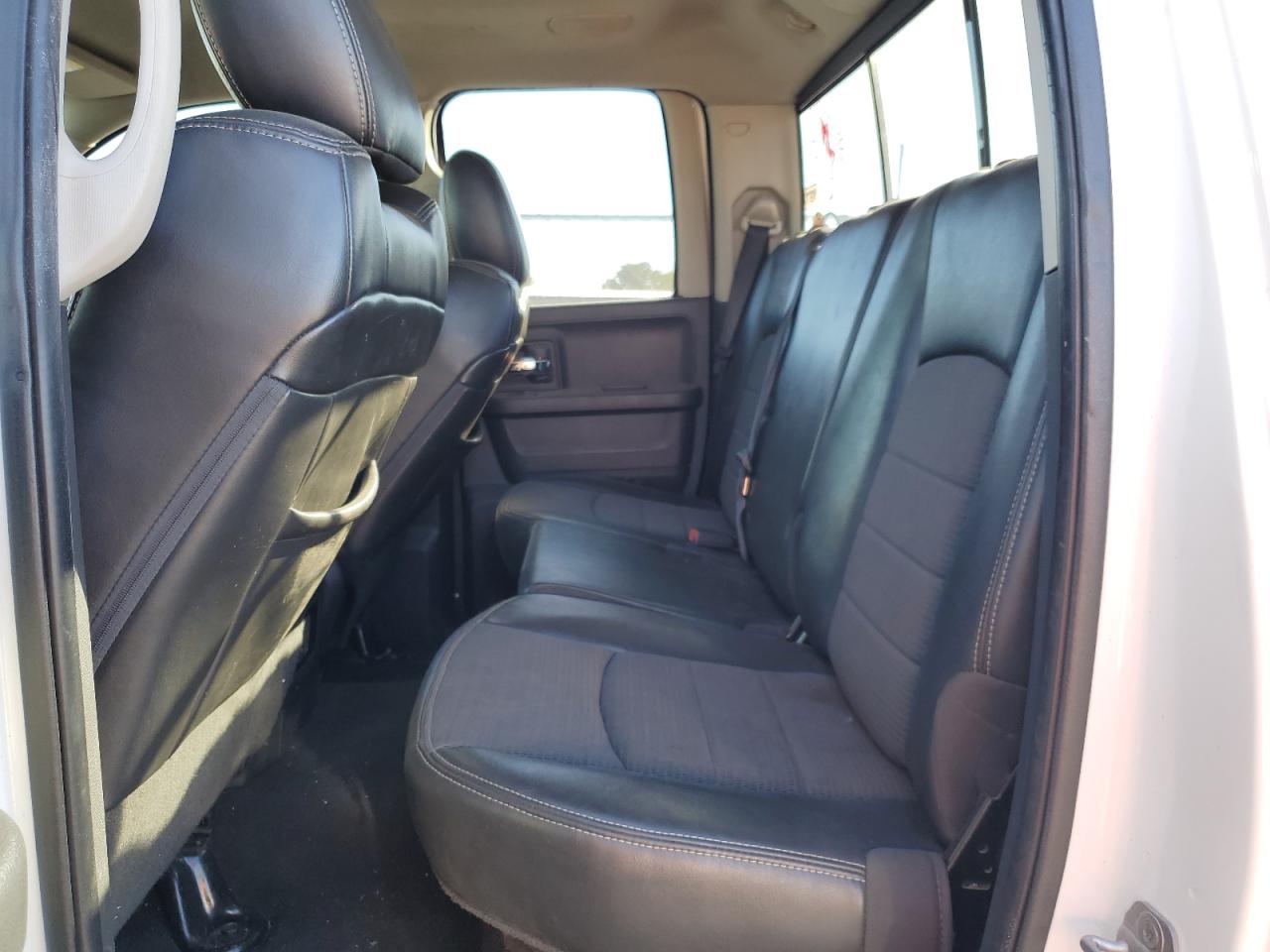 2012 Dodge RAM - Image 10