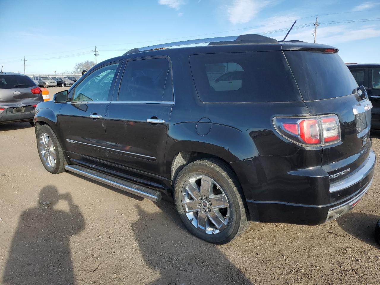 2014 GMC Acadia - Image 2