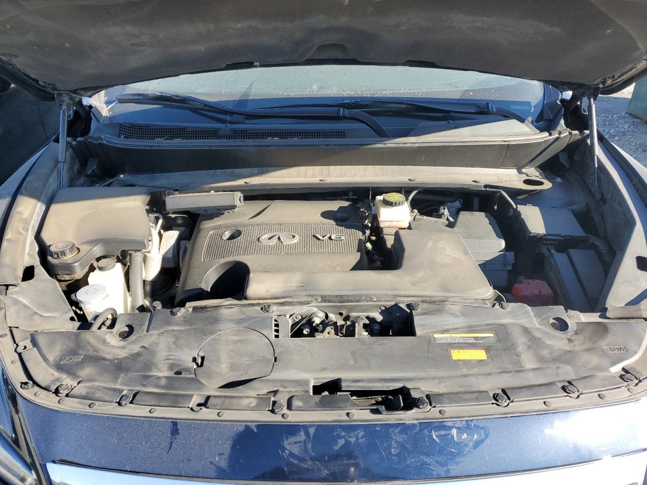 2016 Infiniti QX60 - Image 12