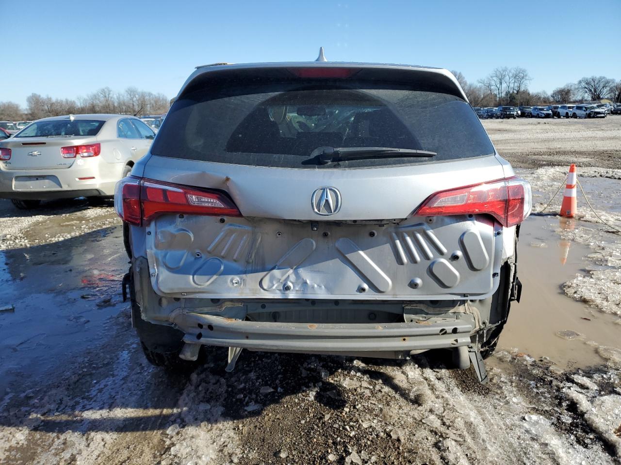 VIN 5J8TB4H54JL014404 2018 ACURA RDX no.6