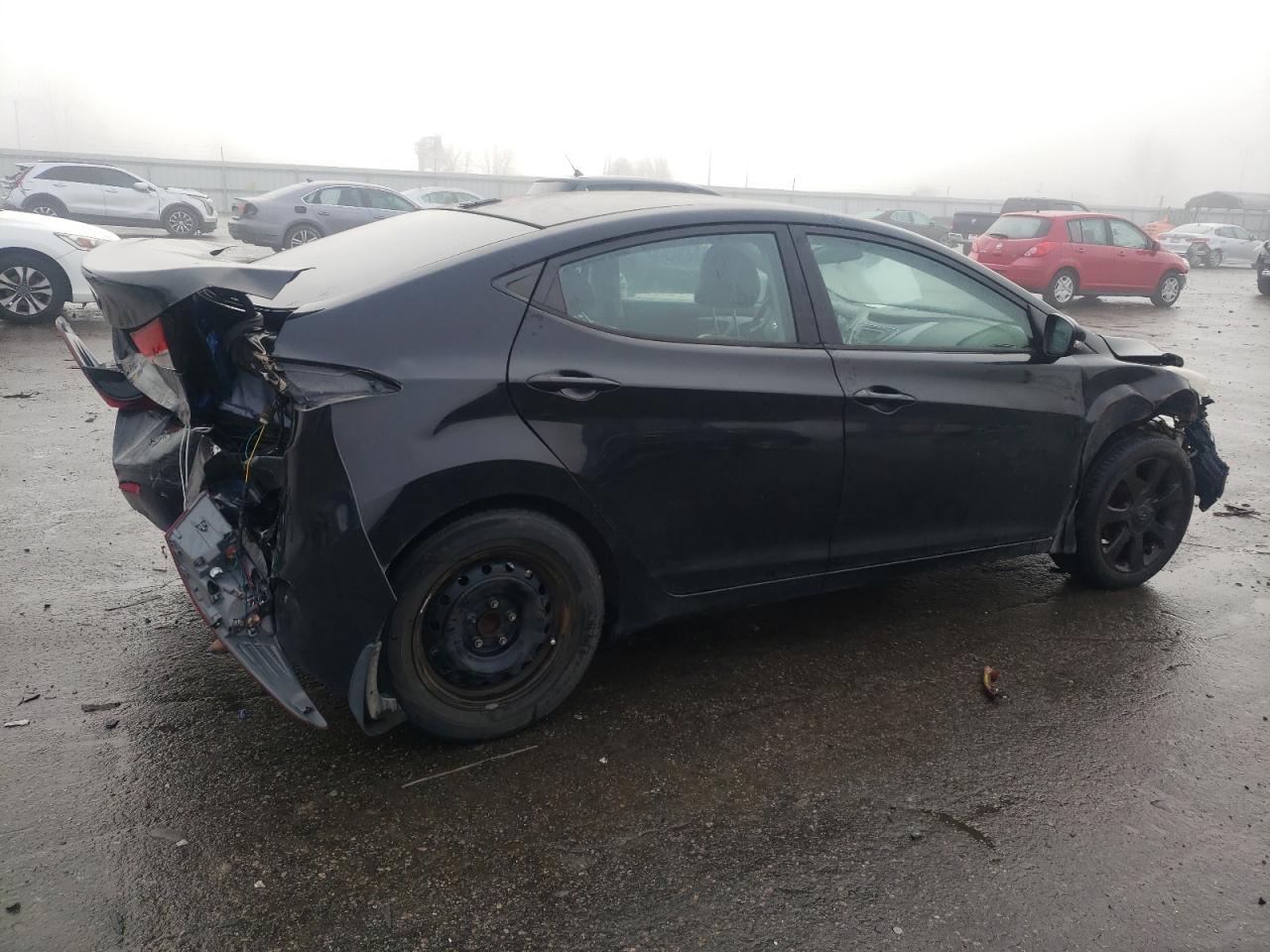 2013 Hyundai Elantra - Image 3
