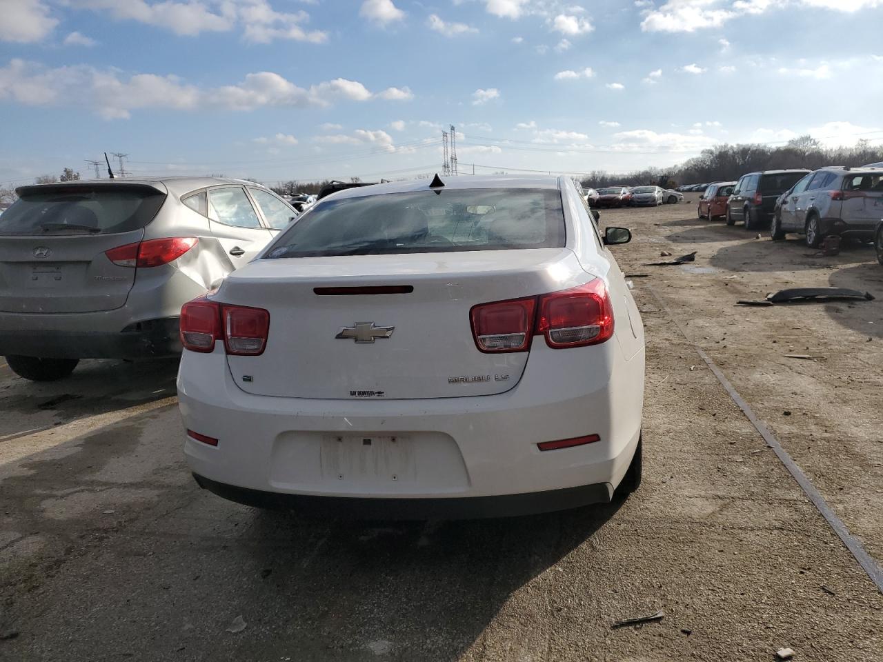 VIN 1G11B5SL4EF238935 2014 CHEVROLET MALIBU no.6