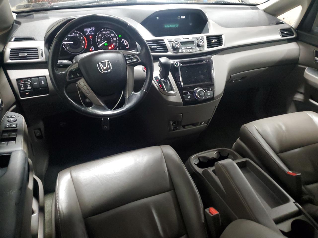 2016 Honda Odyssey - Image 8
