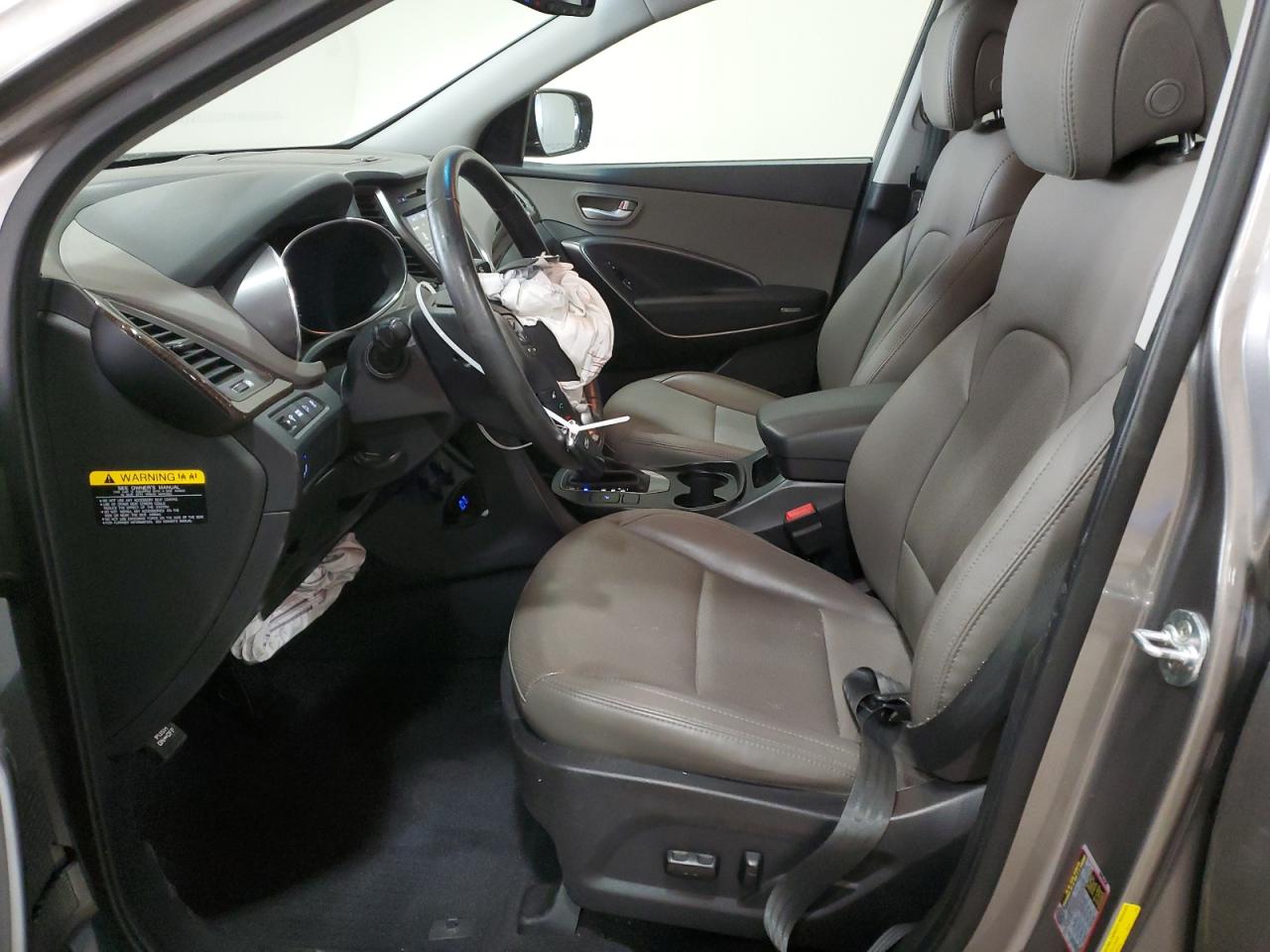 2017 Hyundai Santa Fe - Image 7