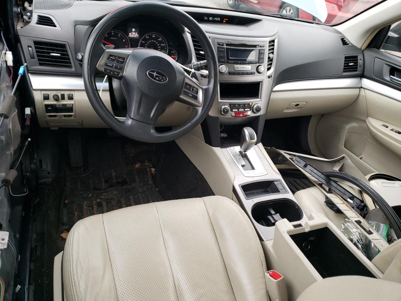 2014 Subaru Outback - Image 8