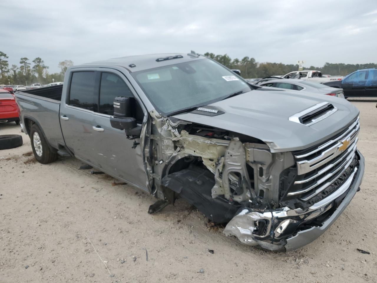 2024 Chevrolet Silverado - Image 4