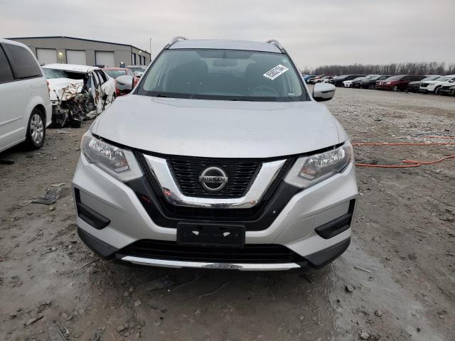  NISSAN ROGUE 2018 Серебристый