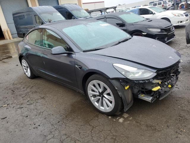  TESLA MODEL 3 2022 Серый