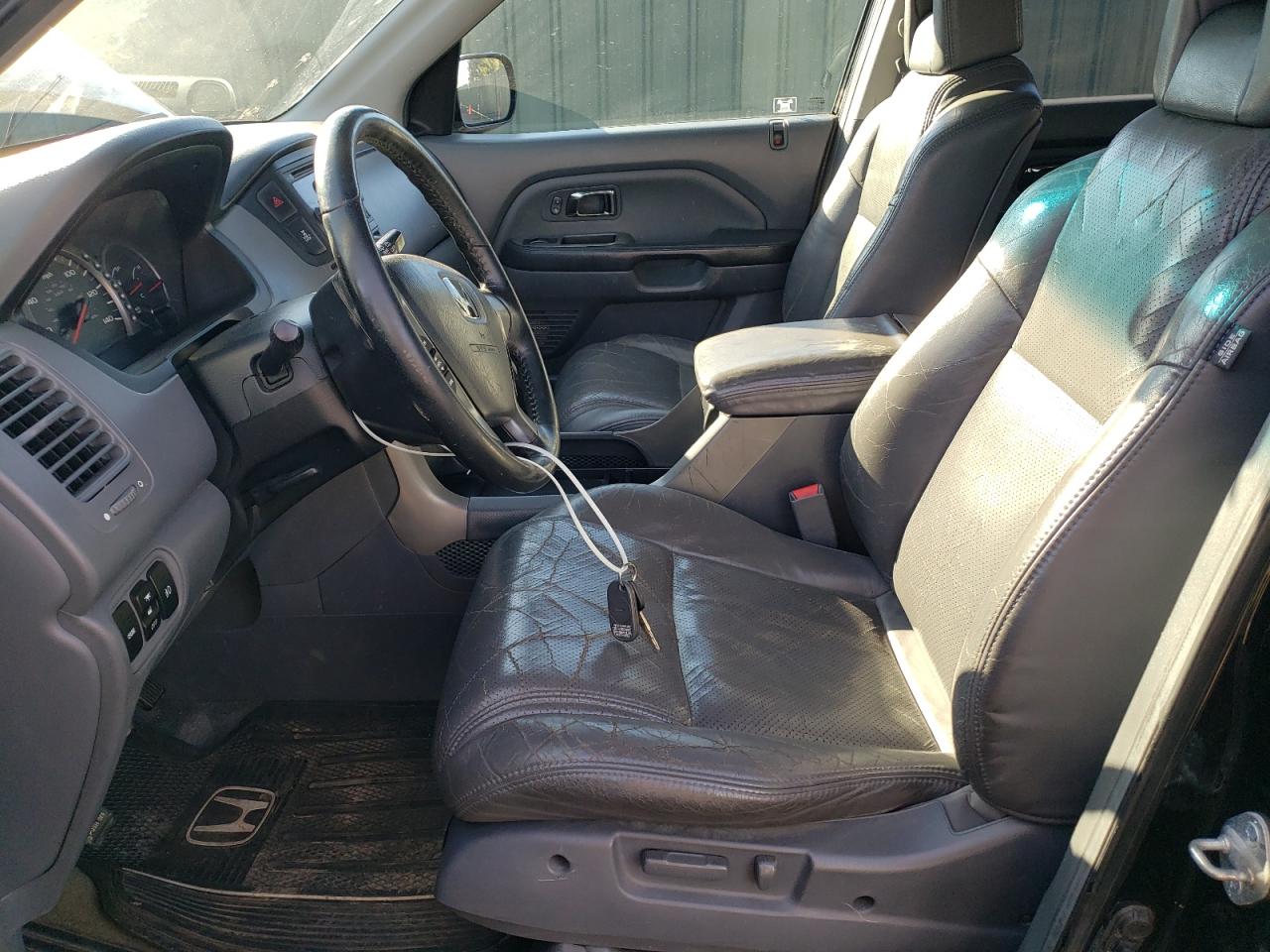 2004 Honda Pilot - Image 7