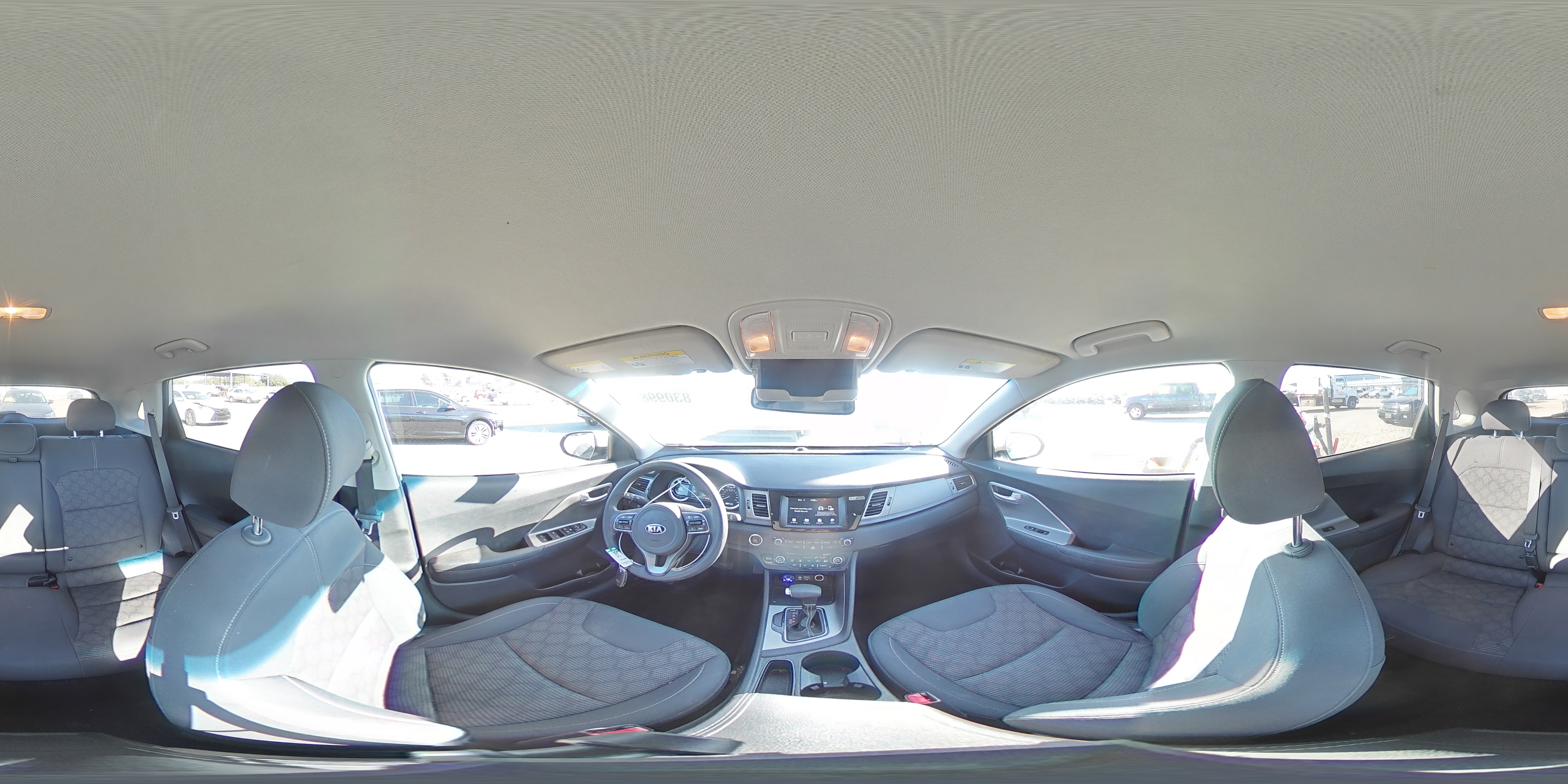 2018 Kia Niro - Image 14