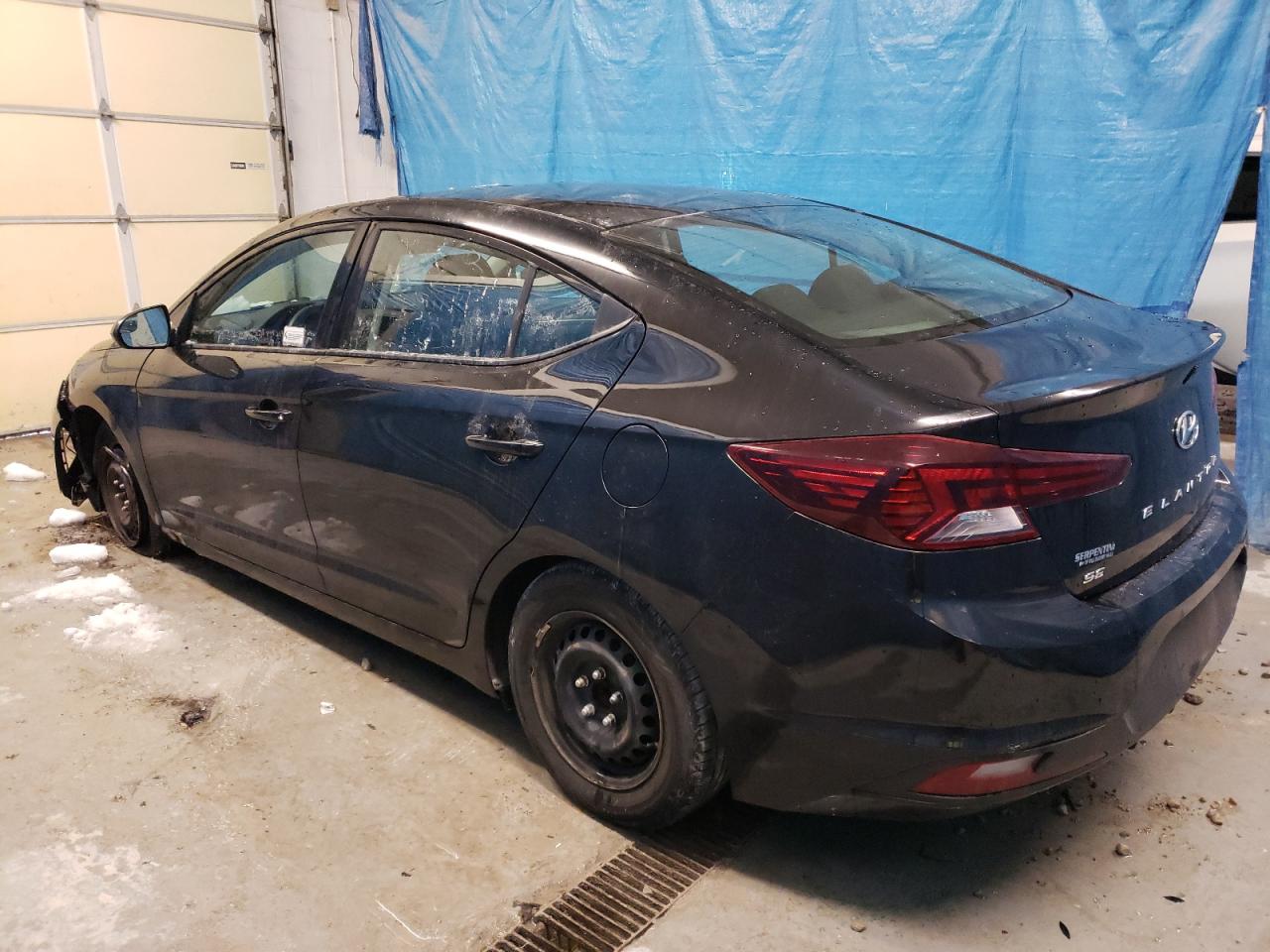 2019 Hyundai Elantra - Image 2