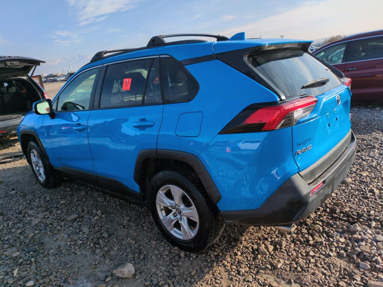 VIN JTMP1RFVXKD500116 2019 TOYOTA RAV4 no.2