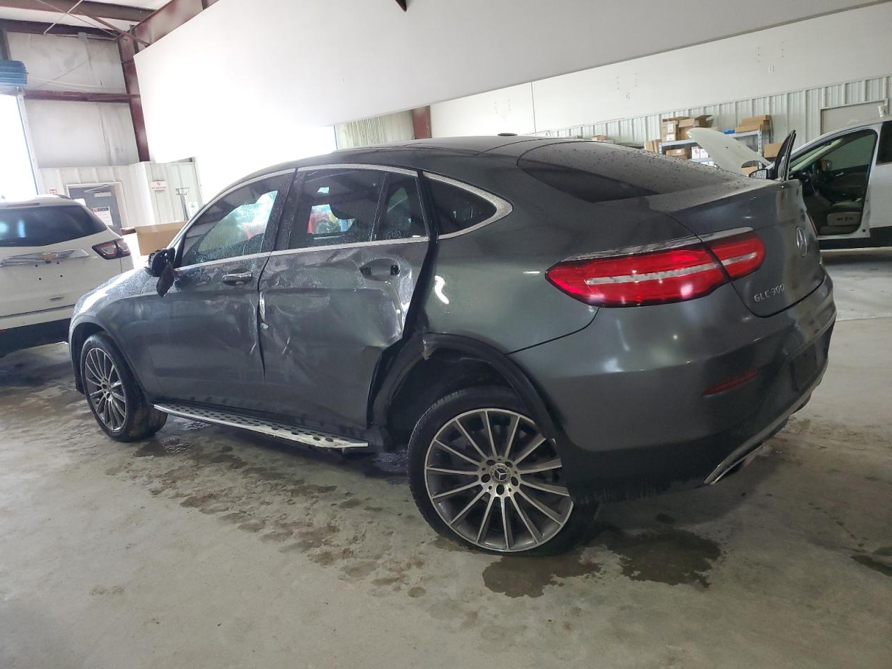 2018 Mercedes-Benz GLC - Image 2