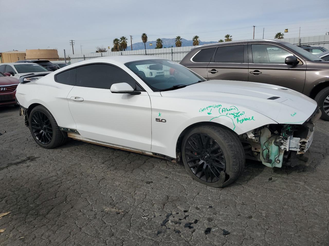 VIN 1FA6P8CF6K5119221 2019 FORD MUSTANG no.4