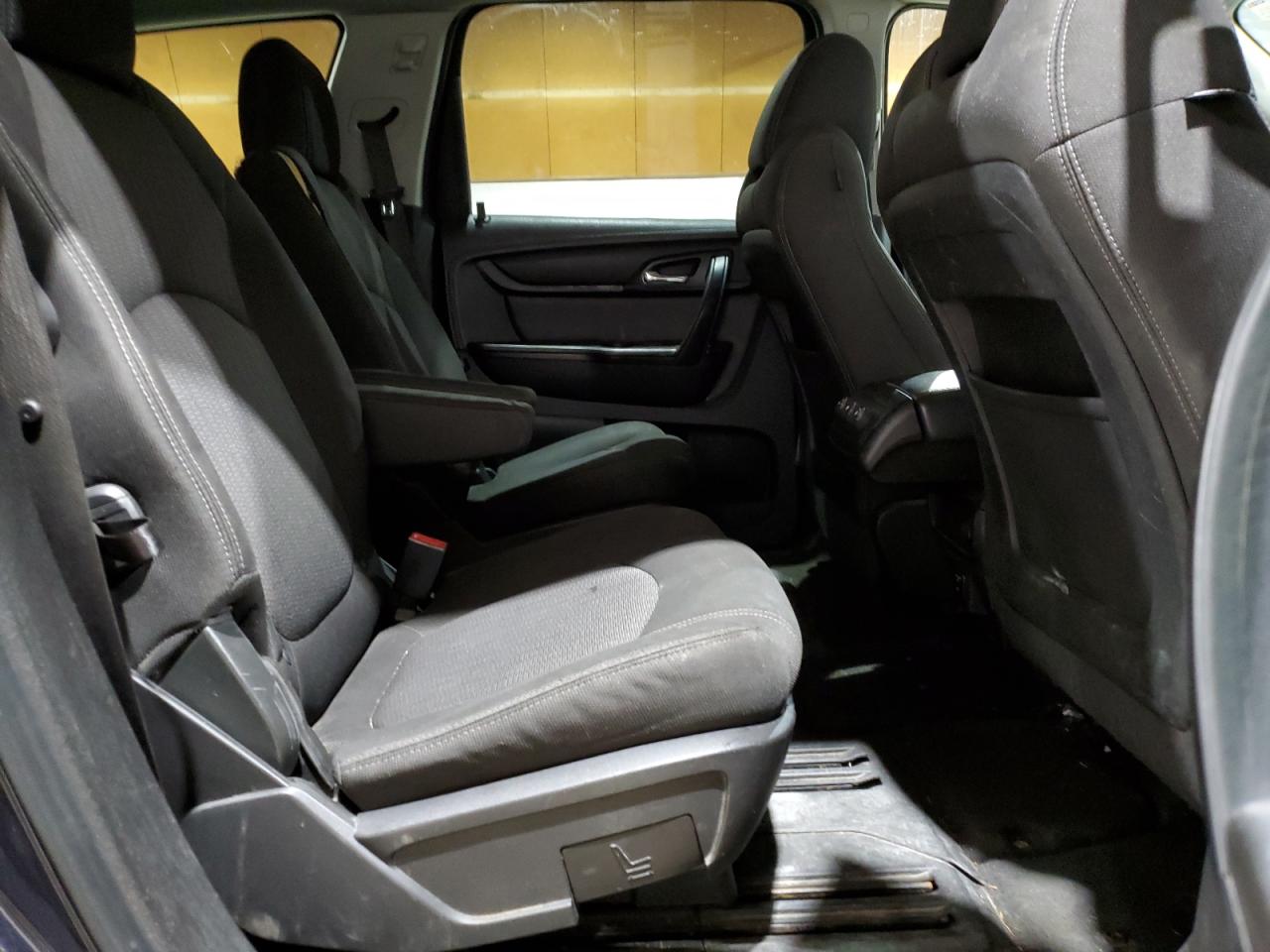 2016 Chevrolet Traverse - Image 11