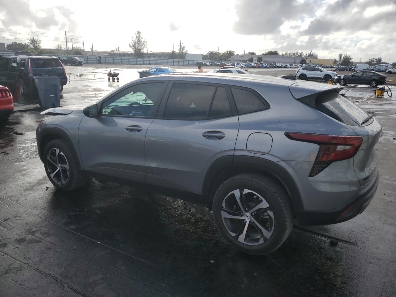 KL77LGE24RC028255 CHEVROLET TRAX 1RS 2024