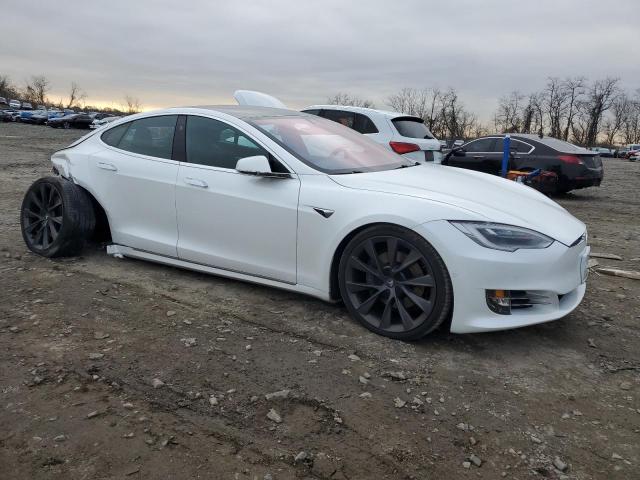  TESLA MODEL S 2018 Biały