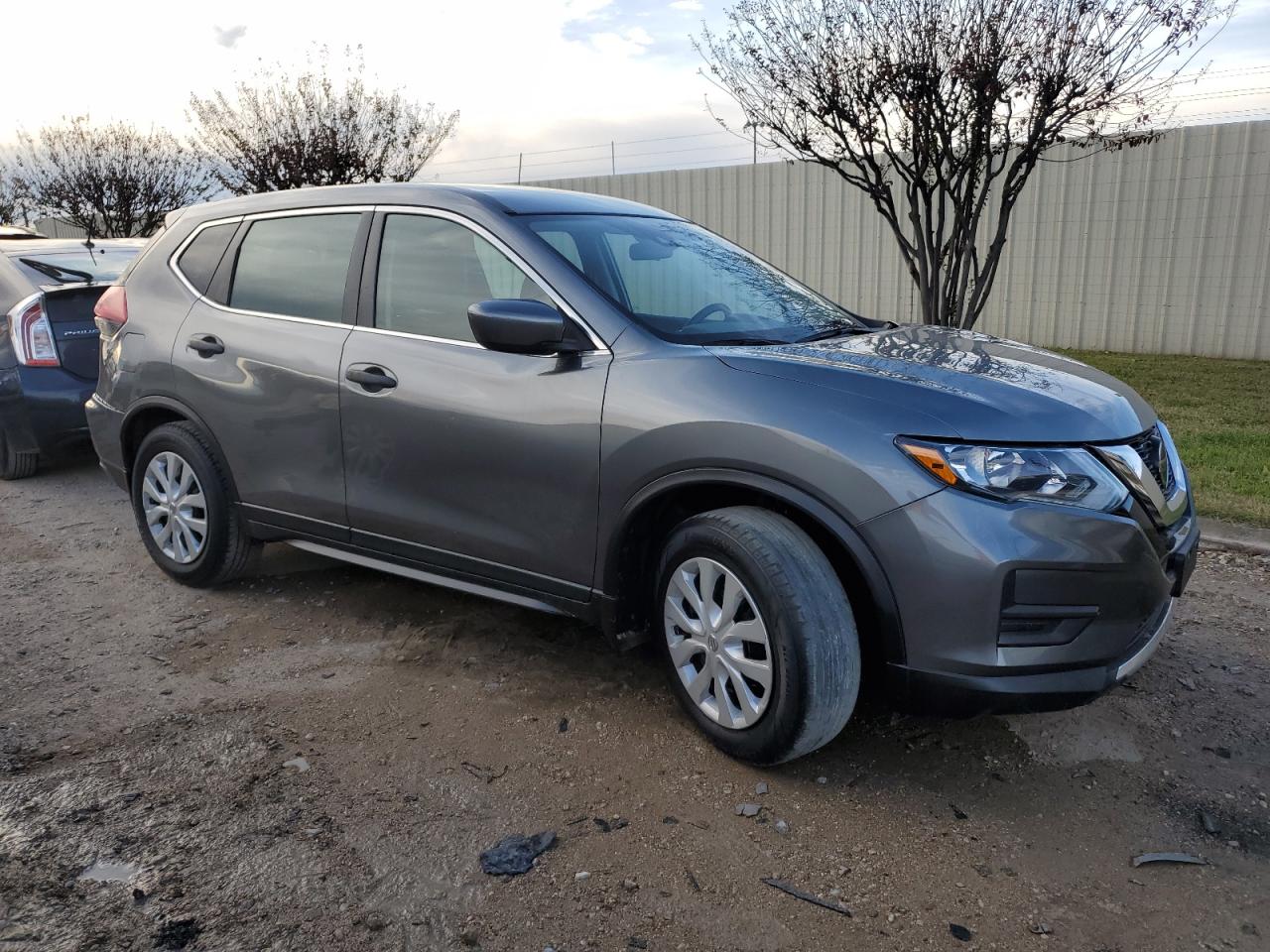 2020 Nissan Rogue - Image 4