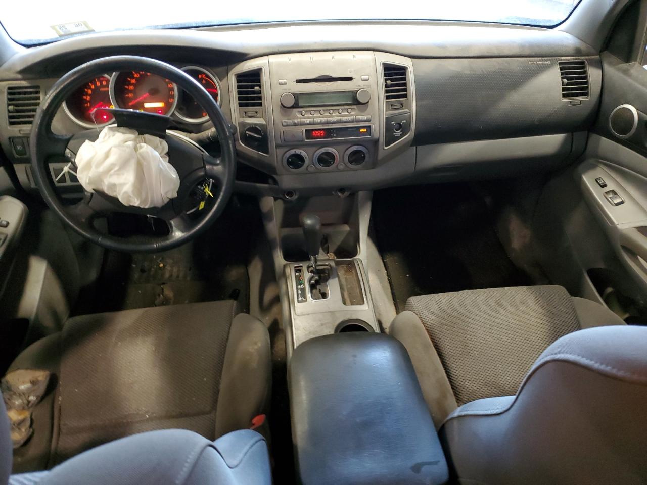 2006 Toyota Tacoma - Image 8
