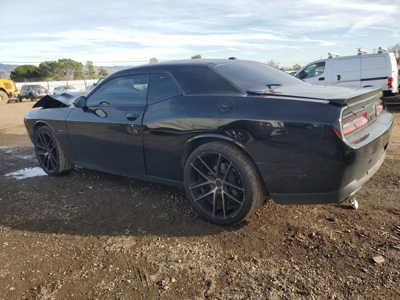 VIN 2C3CDZBT1HH571716 2017 DODGE CHALLENGER no.2