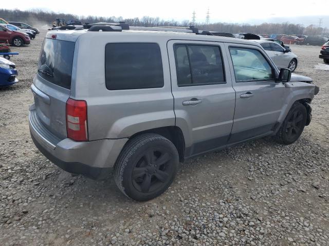  JEEP PATRIOT 2016 Srebrny