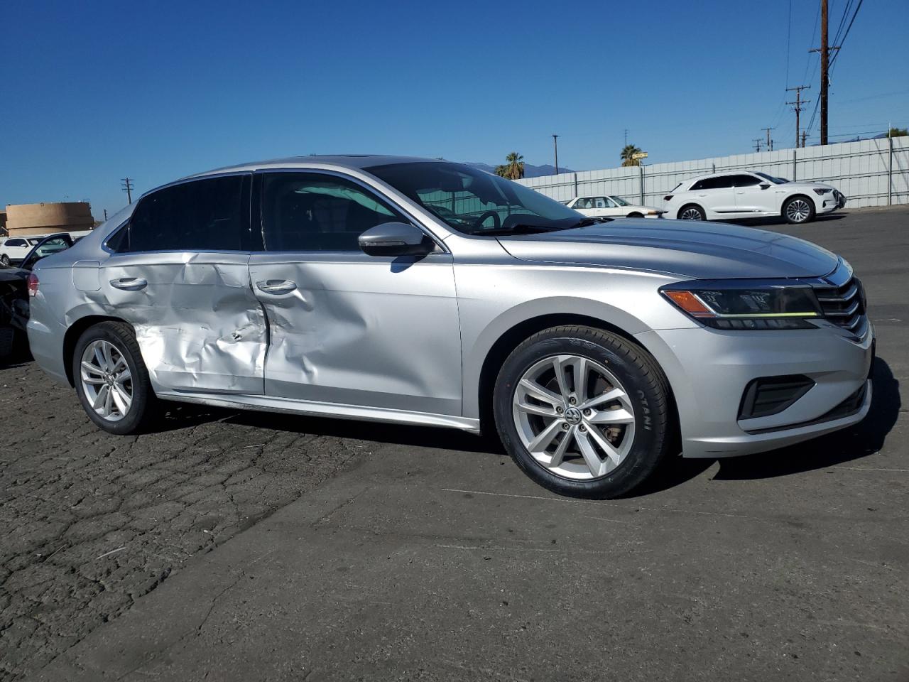 2020 Volkswagen Passat - Image 4