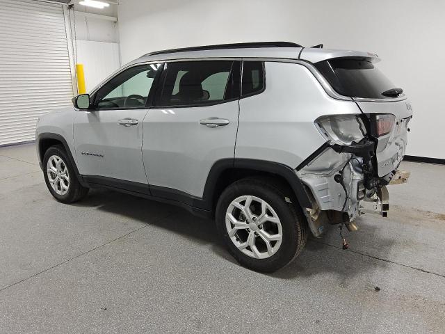  JEEP COMPASS 2024 Silver