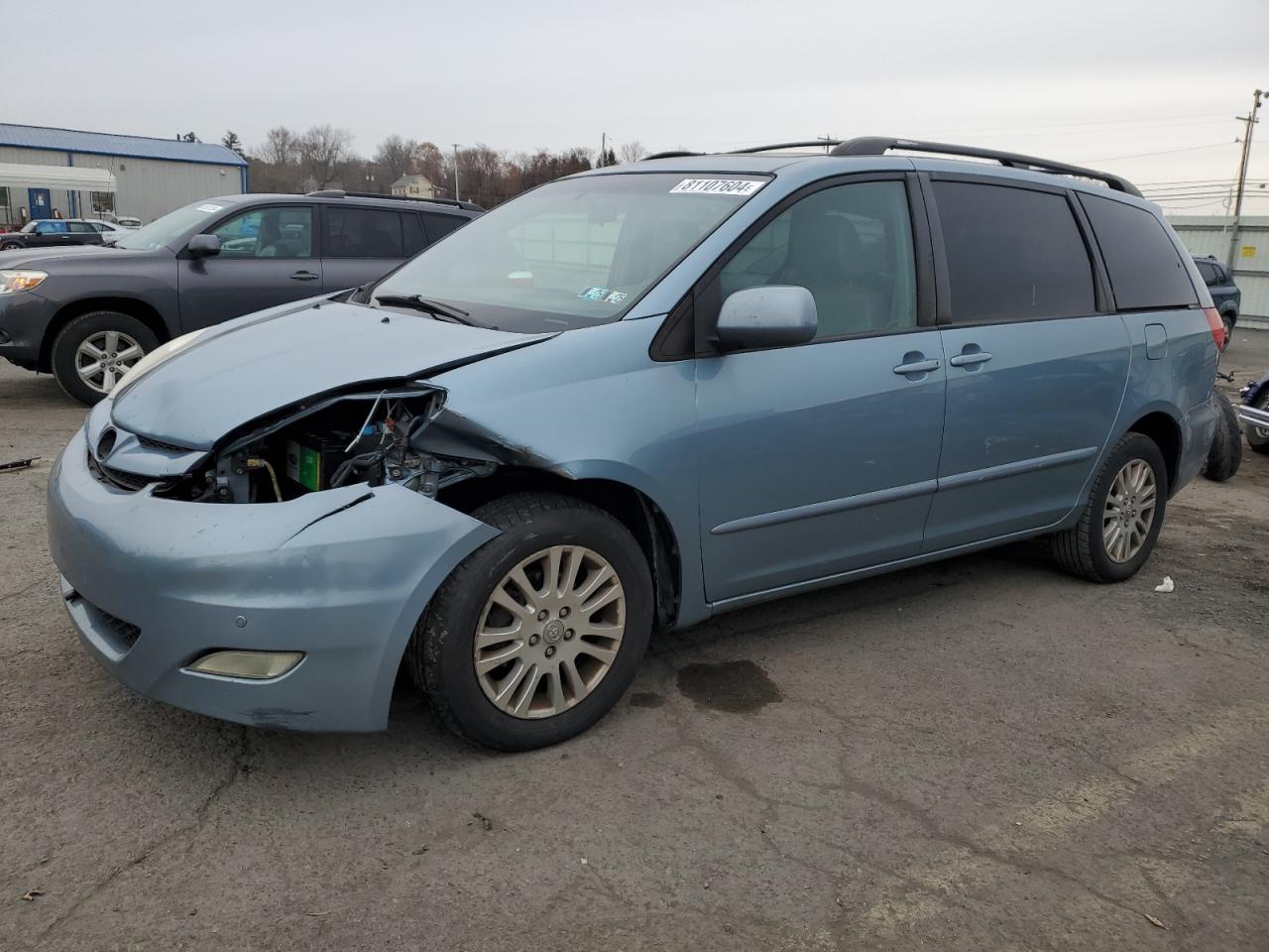 2009 Toyota Sienna - Image 1