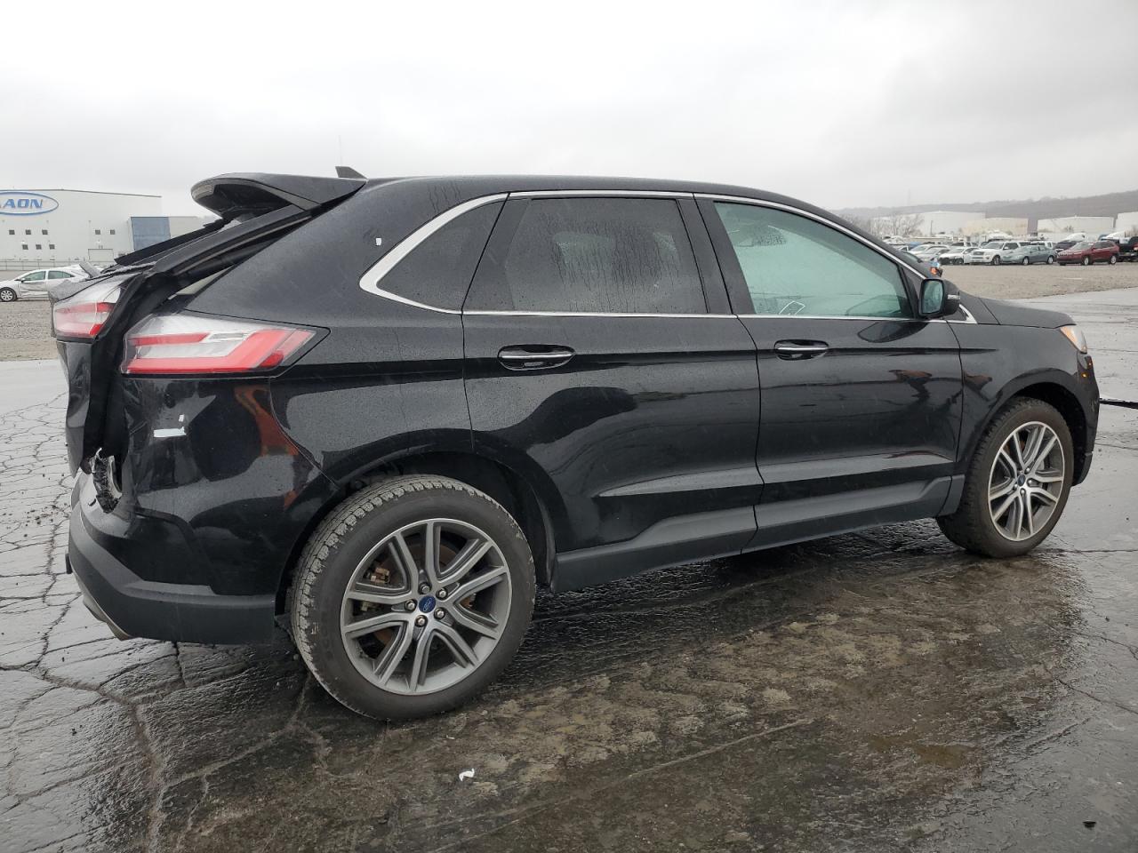 2021 Ford Edge - Image 3